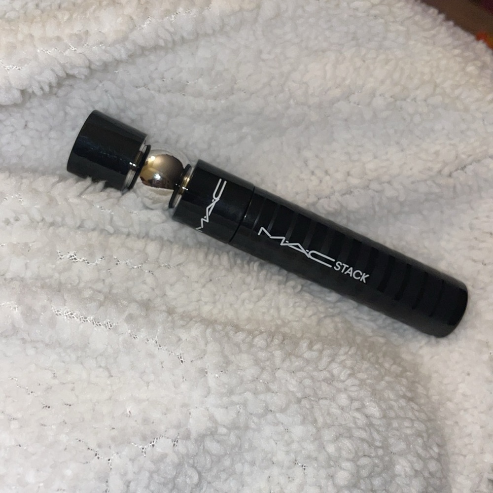 🆕 MAC Cosmetics MACStack Mascara - Picture 3 of 6